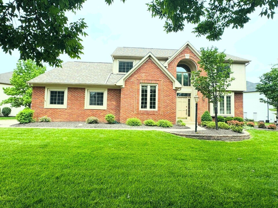 5018 Ballybridge Dr in Dublin, OH - Building Photo