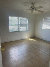 4400 38th Ave N in St. Petersburg, FL - Building Photo - Building Photo
