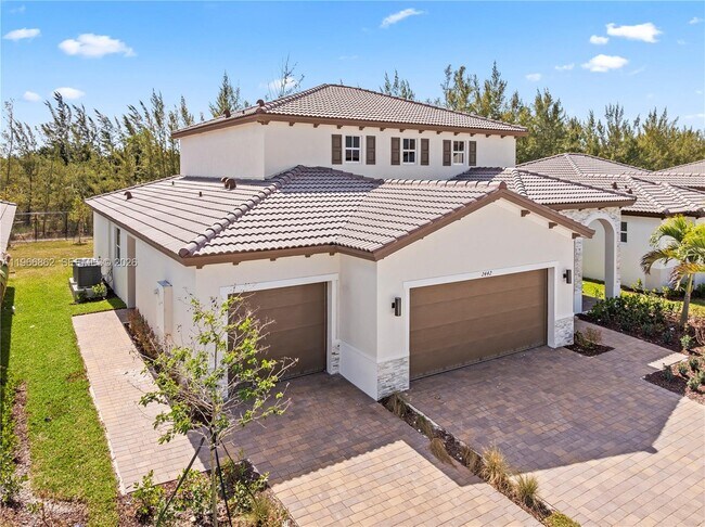 property at 2442 SE 30th St