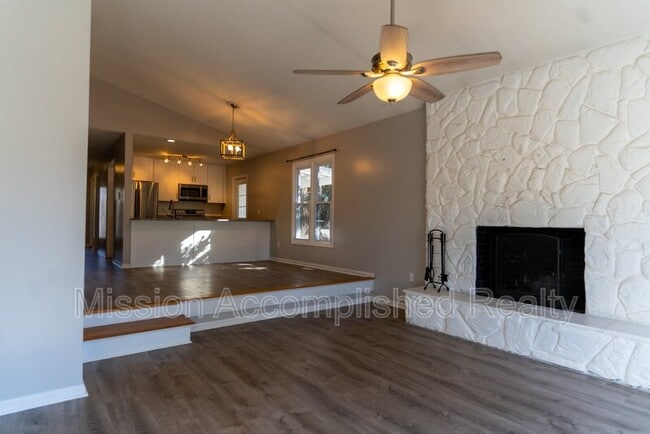 7209 Bailey Ct in Fayetteville, NC - Building Photo - Building Photo