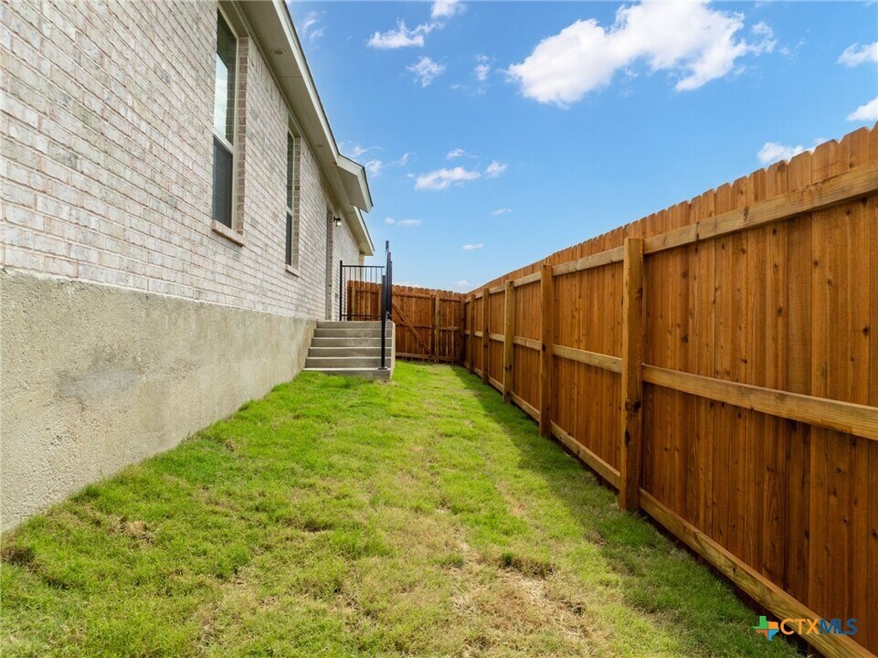 5121 Rose Petal Ct in Killeen, TX - Building Photo