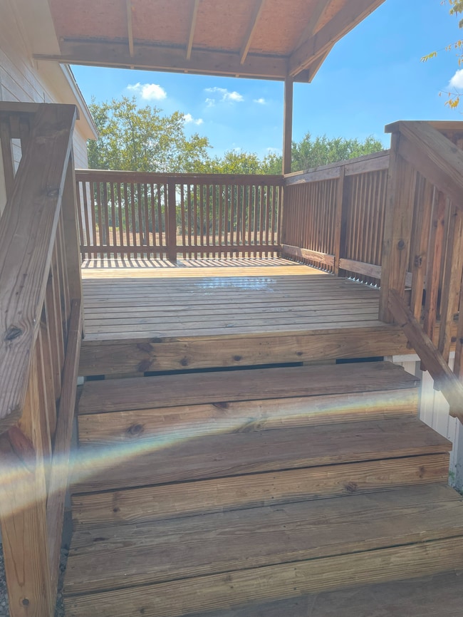 8920 Hill Top Dr in Cleburne, TX - Building Photo - Building Photo