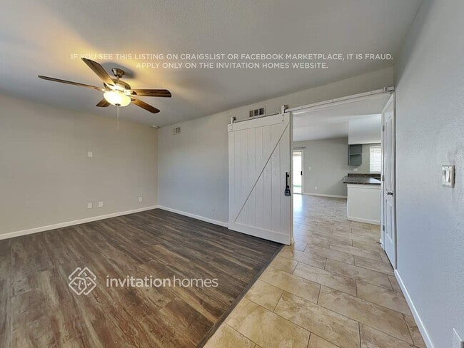 10623 N 49th Ave in Glendale, AZ - Building Photo - Building Photo