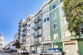 345 Fulton in San Francisco, CA - Foto de edificio - Building Photo