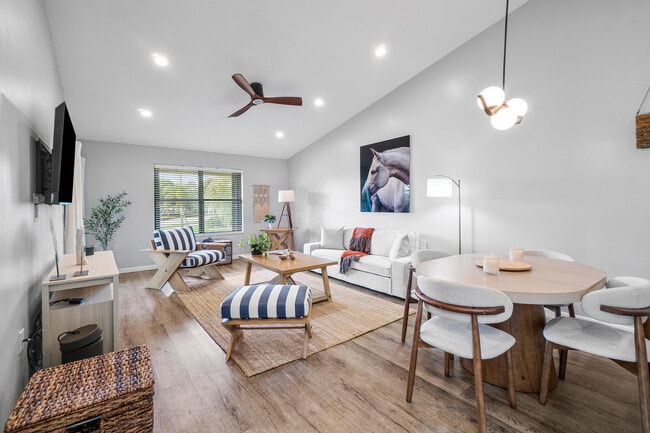 12950 Dartford Trail