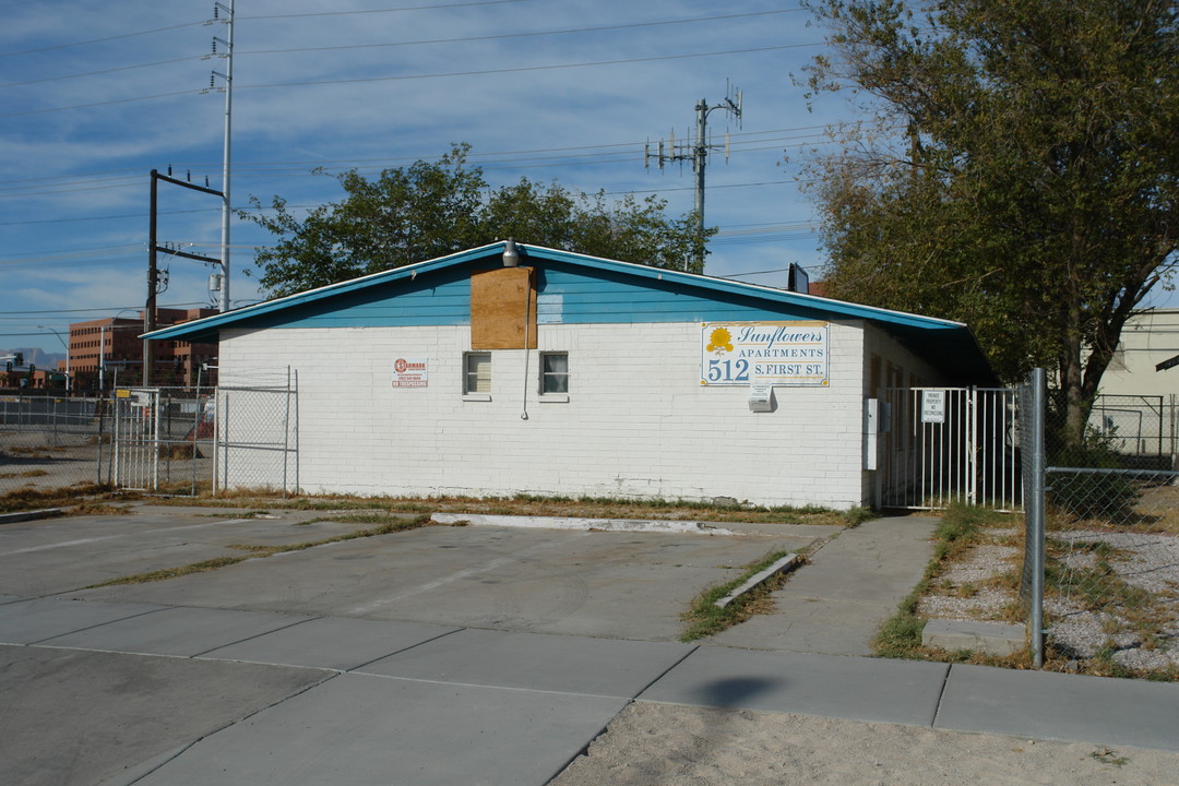 Golden Sunset Apartments in Las Vegas, NV - Building Photo