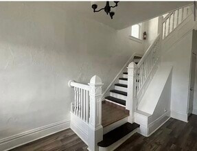 1425 Methyl St, Unit 2 in Pittsburgh, PA - Building Photo - Building Photo