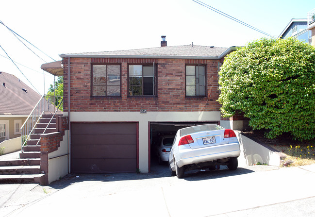 Glen Eden Apartments in Seattle, WA - Building Photo - Building Photo