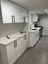 5624 N Marmora Ave, Unit 1a in Chicago, IL - Building Photo - Building Photo