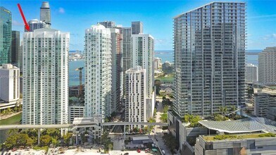 31 SE 5th St in Miami, FL - Building Photo - Building Photo