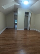 130 Frank St, Unit 2 in New Haven, CT - Foto de edificio - Building Photo