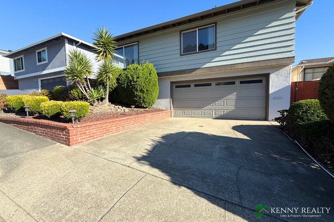3470 Fleetwood Dr in San Bruno, CA - Building Photo - Building Photo