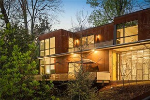 1944 McLendon Ave NE in Atlanta, GA - Building Photo