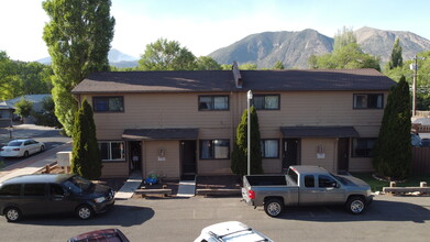 1600 N Center St in Flagstaff, AZ - Building Photo - Building Photo