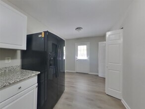 22703 Post Gate Dr in Spring, TX - Building Photo - Building Photo