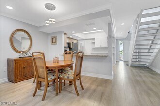 790 Meadowland Dr in Naples, FL - Building Photo - Building Photo