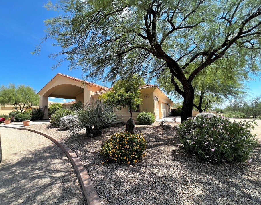 5615 E Night Glow Dr in Scottsdale, AZ - Building Photo