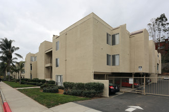 Del Mar Bluffs in Del Mar, CA - Foto de edificio - Building Photo