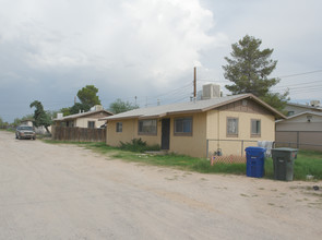 2522-2534 N Estrella Ave in Tucson, AZ - Building Photo - Building Photo