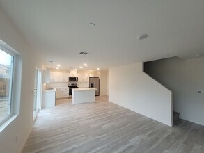 640 Imperial Ct in Roseville, CA - Building Photo - Building Photo