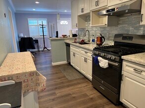 4812 Daisy St, Unit 4812 in Oakland, CA - Building Photo - Building Photo