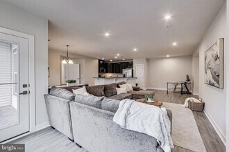 10020 Ruffian Wy in Laurel, MD - Building Photo - Building Photo