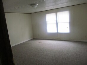 40 Yoakum Cir in Hopkinsville, KY - Building Photo - Building Photo