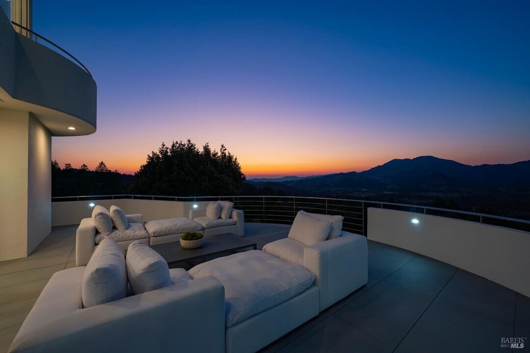 375 Kortum Canyon Rd in Calistoga, CA - Building Photo