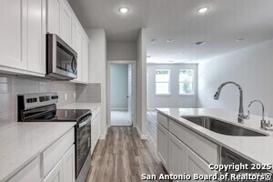 10523 Rosemont Pass in San Antonio, TX - Foto de edificio - Building Photo