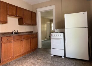 1441 W Macon St in Decatur, IL - Building Photo - Building Photo