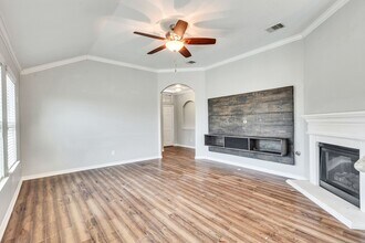 4505 Chestnut Meadows Bend in Georgetown, TX - Building Photo - Building Photo
