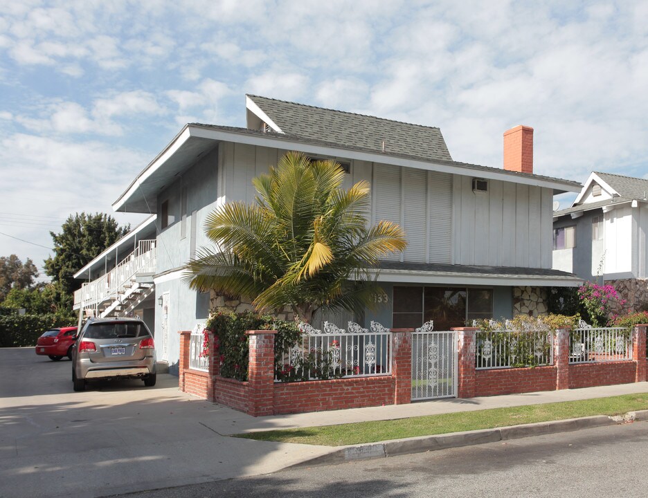 8133 Cypress Ave in South Gate, CA - Building Photo