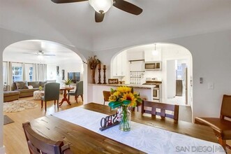 5074 35th St in San Diego, CA - Foto de edificio - Building Photo