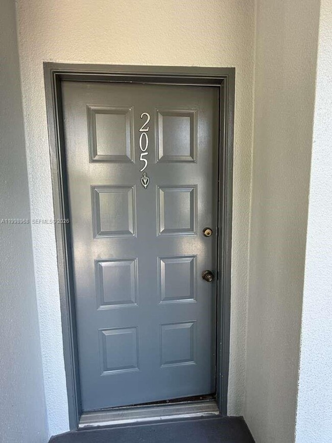 1401 SW 128th Terrace in Pembroke Pines, FL - Building Photo - Building Photo
