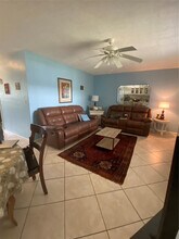 2100 NE 38th St in Lighthouse Point, FL - Building Photo - Building Photo