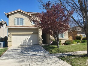1035 Tiburon Way in Olivehurst, CA - Building Photo - Building Photo