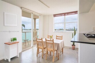 1625 Kennedy Cswy in North Bay Village, FL - Building Photo - Building Photo