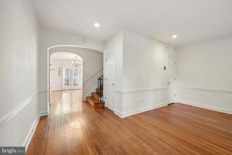 4453 Q St NW in Washington, DC - Building Photo - Building Photo