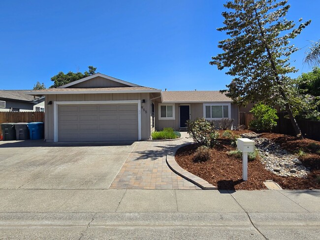 property at 955 Woodvale Dr