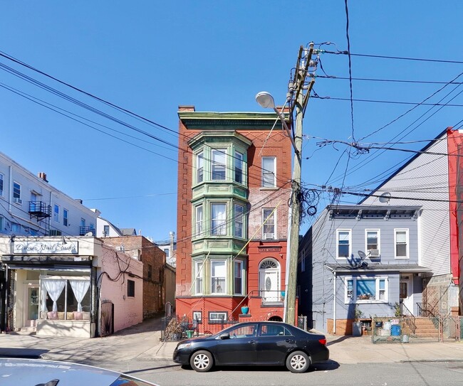 property at 118 Bowers St