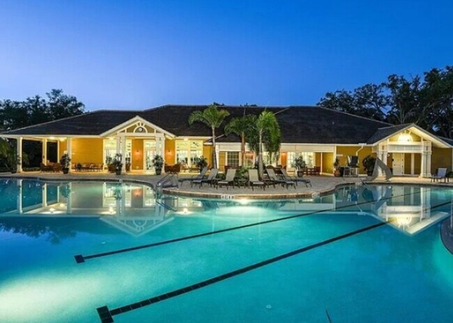 property at 3210 Cottonwood Bend