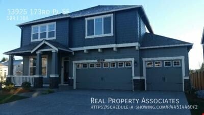 property at 13925 173rd Pl SE
