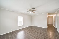 11834 Greenglen Dr in Houston, TX - Building Photo - Building Photo