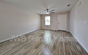 1235 Neva St in Jacksonville, FL - Building Photo - Building Photo