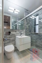 2100 2nd Ave, Unit 15 in New York, NY - Building Photo - Building Photo