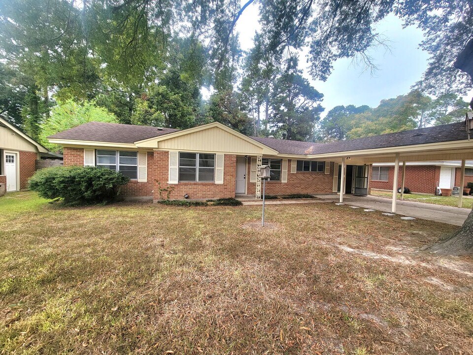 1619 Lexington Ave in Monroe, LA - Building Photo