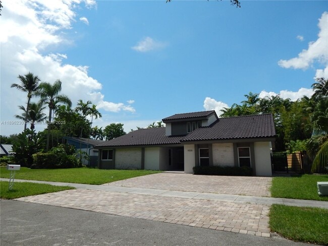 11530 SW 92nd St in Miami, FL - Building Photo - Building Photo