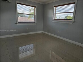 47 NW 47th Ave in Miami, FL - Building Photo - Building Photo