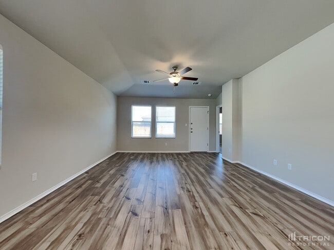 5217 Saddle Clb Dr in Georgetown, TX - Building Photo - Building Photo