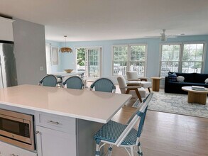 65 What Cheer Rd in Narragansett, RI - Building Photo - Building Photo
